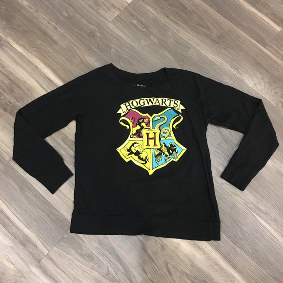 Warner Bros. Tops - *SOLD* Harry Potter Long Sleeve Graphic Tee Large